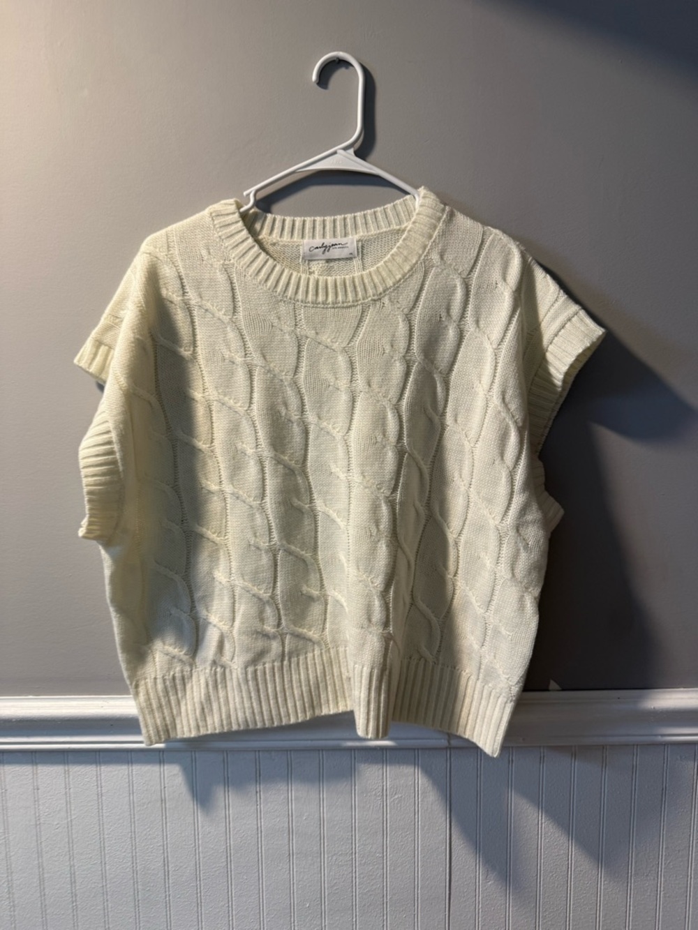 Carly Jean LA Leighton Sweater medium
